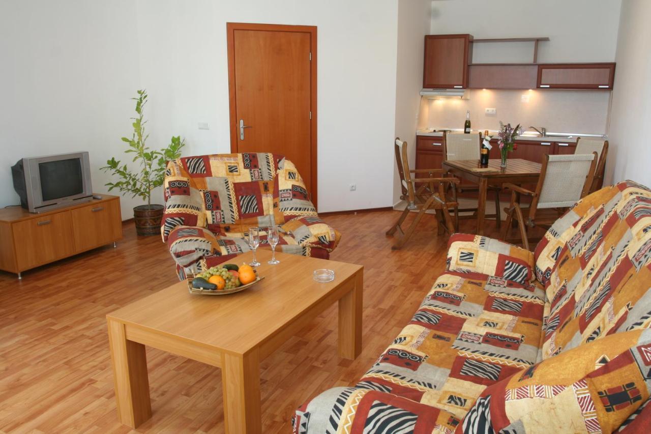 Joya Park Apartments Golden Sands Exterior foto